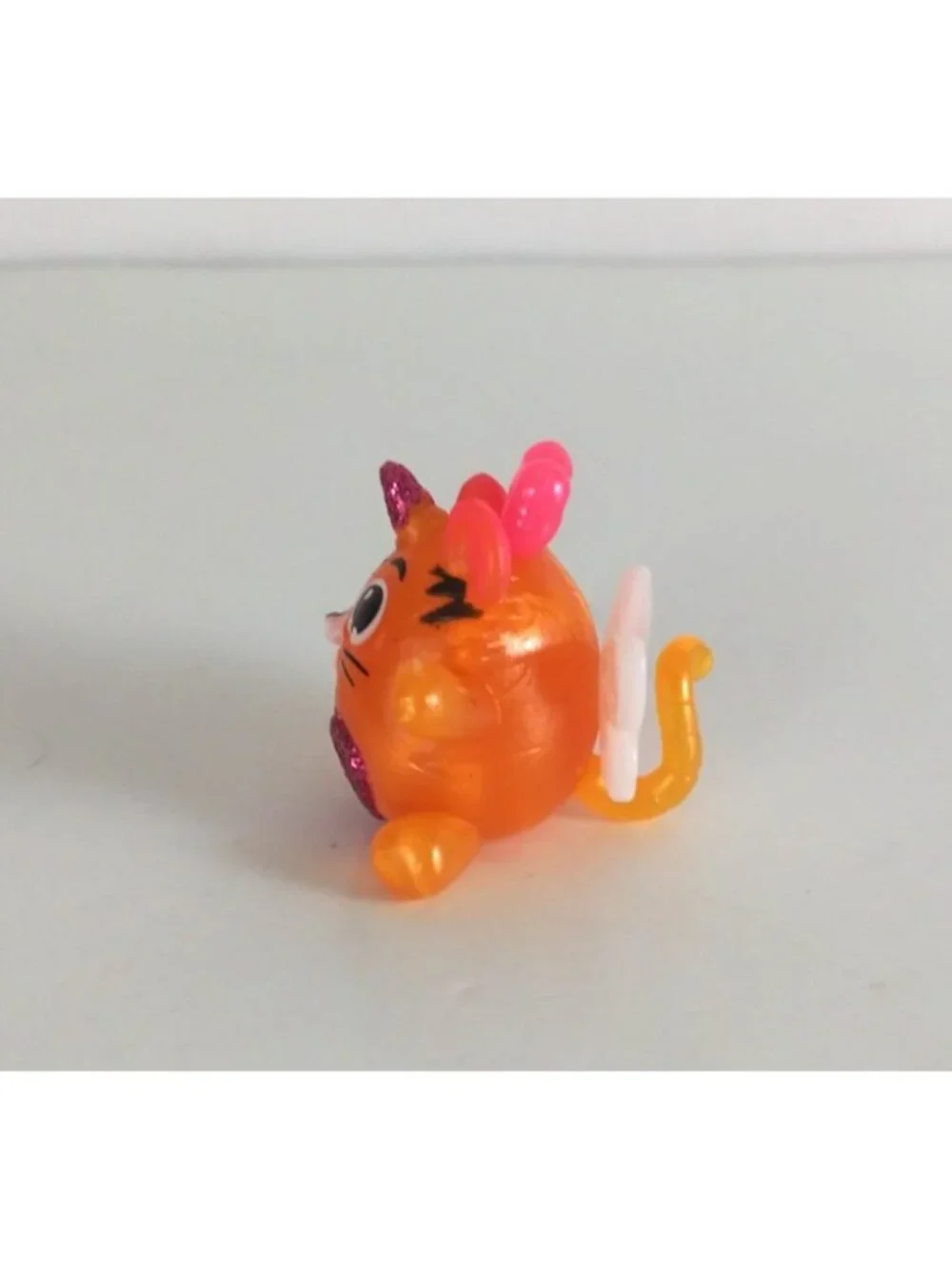 Zuru Rainbocorns Itzy Glitzy Surprise Series 2 Zara Mini Collectible Figure